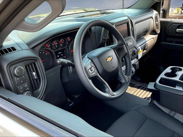 New 2026 Chevrolet Silverado 2500 Custom w/ Custom Value Package AWD/4WD image 7