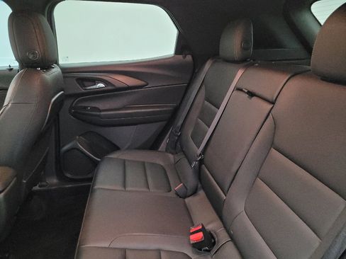 Used 2022 Chevrolet TrailBlazer ACTIV w/ Driver Confidence Package image 18