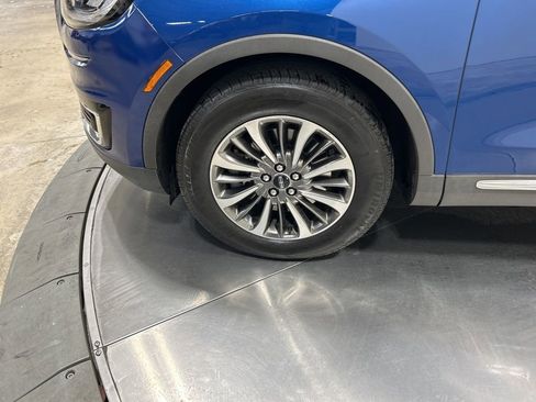 Used 2020 Lincoln Nautilus Standard w/ Equipment Group 101A image 32