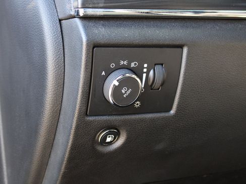 Certified 2021 Jeep Grand Cherokee Limited w/ Luxury Group II image 13