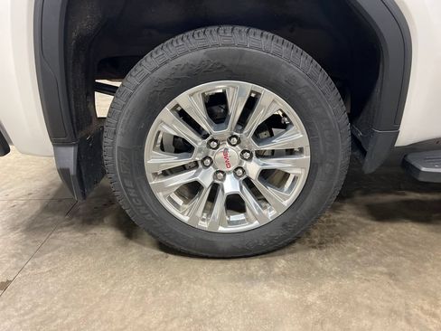 Certified 2020 GMC Sierra 1500 Denali w/ Technology Package AWD/4WD image 10