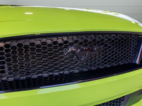 Used 2020 Ford Mustang GT Premium w/ GT Performance Package RWD image 17