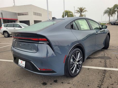 New 2026 Toyota Prius XLE image 5