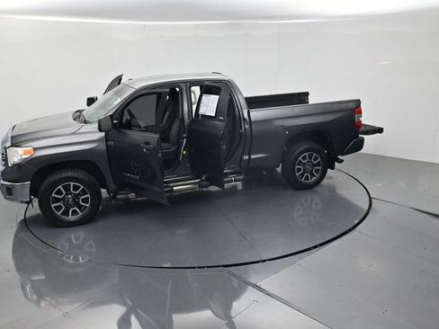 Used 2017 Toyota Tundra SR5 w/ TRD Off Road Package AWD/4WD image 46