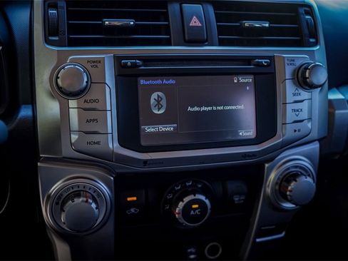 Used 2014 Toyota 4Runner SR5 image 18