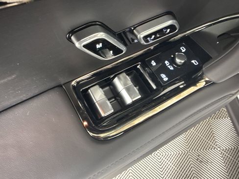 New 2026 Land Rover Range Rover Sport Dynamic SE image 12