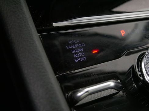 Used 2022 Jeep Grand Cherokee Limited 4xe image 23