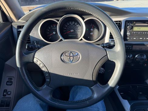 Used 2008 Toyota 4Runner SR5 image 22