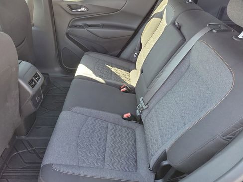 Used 2024 Chevrolet Equinox LT w/ LPO, Floor Liner Package FWD image 15
