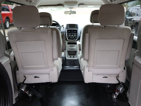 Used 2017 Dodge Grand Caravan SE w/ Power Window Group FWD image 6