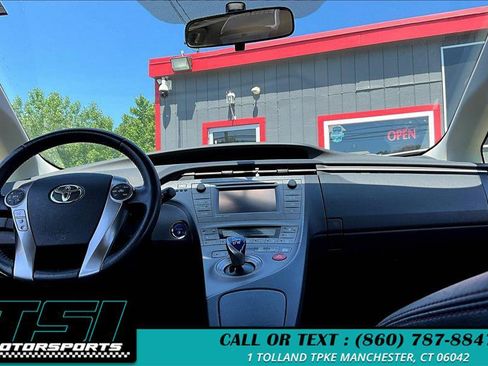 Used 2013 Toyota Prius Three image 31