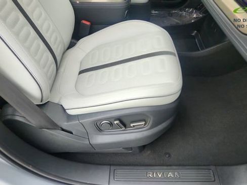 Used 2024 Rivian R1S Adventure AWD/4WD image 23