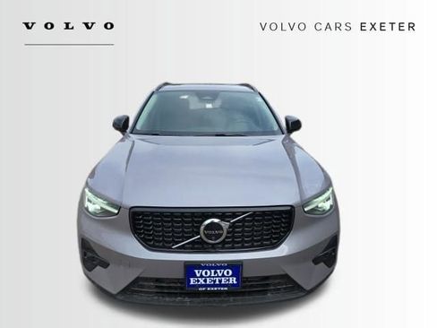 New 2026 Volvo XC40 B5 Plus w/ Climate Package AWD/4WD image 2