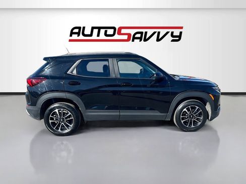 Used 2024 Chevrolet TrailBlazer LT FWD image 8