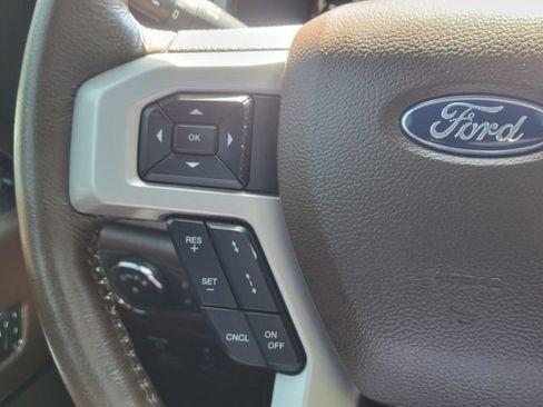 Used 2018 Ford F150 King Ranch w/ Equipment Group 601A Luxury AWD/4WD image 15