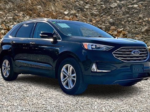 Used 2020 Ford Edge SEL image 10