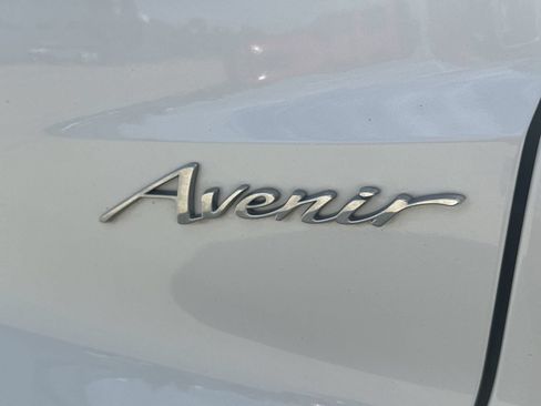 Certified 2024 Buick Envista Avenir FWD image 33