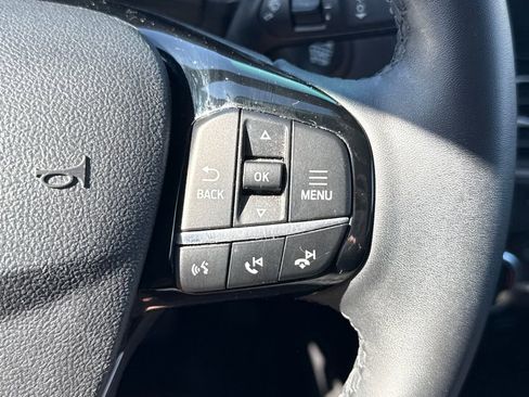 Certified 2022 Ford Escape SE w/ SE Sport Appearance Package image 23