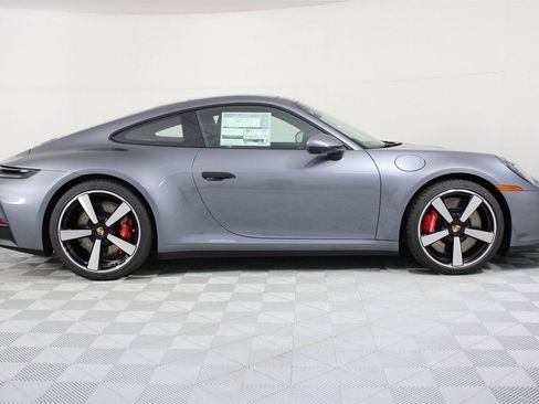 New 2026 Porsche 911 Carrera 4S image 8