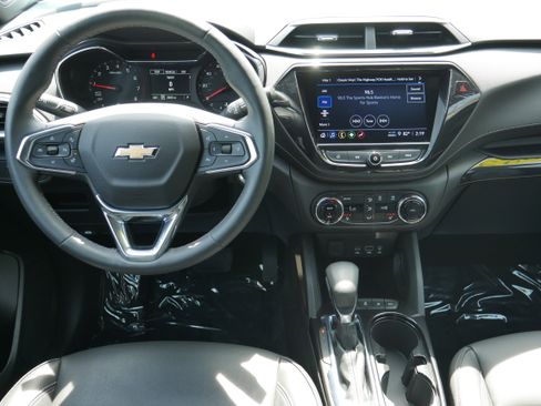 Certified 2023 Chevrolet TrailBlazer ACTIV w/ Convenience Package AWD/4WD image 16