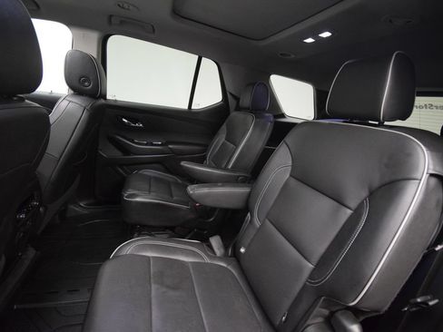 Used 2021 Chevrolet Traverse High Country w/ LPO, Floor Liner Package FWD image 27