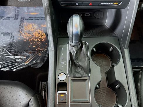 Used 2018 Volkswagen Atlas SE image 16