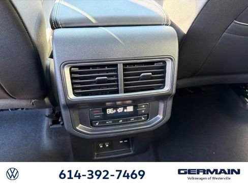 New 2026 Volkswagen Atlas SEL image 18