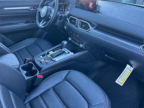New 2025 MAZDA CX-5 AWD 2.5 S w/ Preferred Package image 13