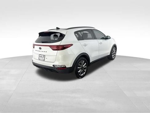 Certified 2022 Kia Sportage Nightfall Edition w/ Nightfall Fwd Premium Package image 7