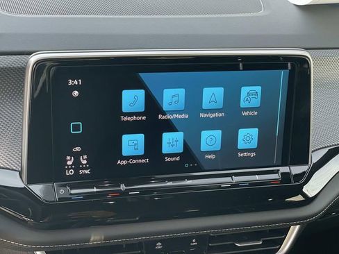 New 2026 Volkswagen Atlas Cross Sport SEL Premium R-Line image 10