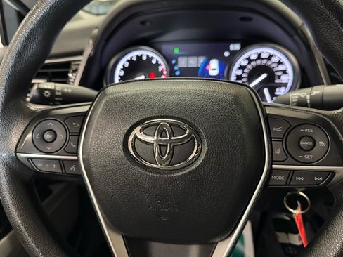 Used 2023 Toyota Camry LE AWD/4WD image 16