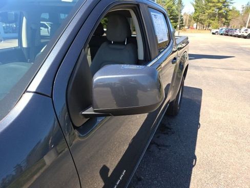 Used 2019 Chevrolet Colorado W/T w/ WT Convenience Package RWD image 37