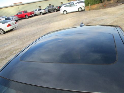 Used 2019 BMW 530e 530e iPerformance 4dr Sedan w/ Convenience Package image 28