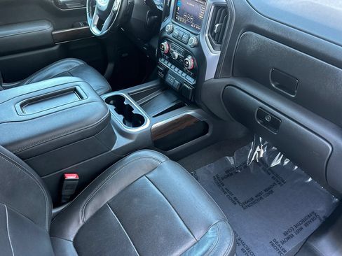 Used 2019 GMC Sierra 1500 SLT w/ SLT Premium Plus Package AWD/4WD image 16