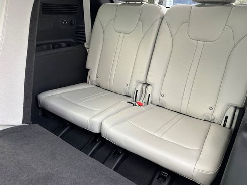 New 2026 Kia Sorento S w/ S Panoramic Sunroof Package FWD image 15