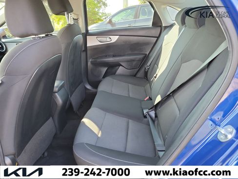 Used 2024 Kia Forte LXS w/ LXS Technology Package FWD image 11