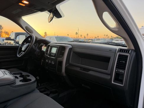 Used 2018 RAM 3500 Tradesman w/ Chrome Appearance Group image 23