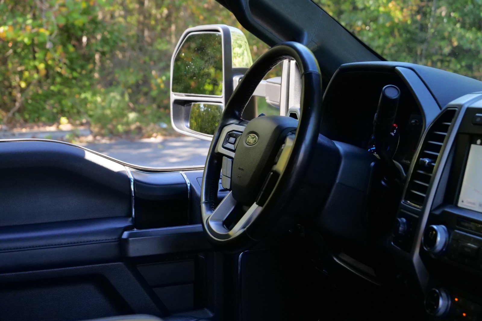 Used 2019 Ford F350 Platinum AWD/4WD image 46