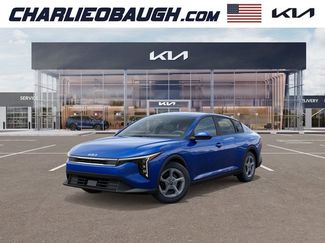 New 2025 Kia K4 LXS image 1