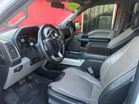 Used 2015 Ford F150 XLT image 7
