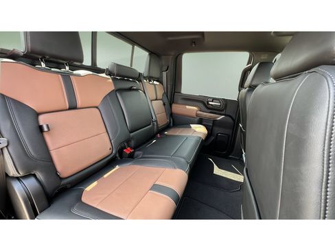 Certified 2023 Chevrolet Silverado 3500 High Country w/ Technology Package AWD/4WD image 31