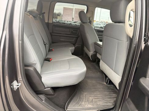 Used 2019 RAM 1500 Express image 41