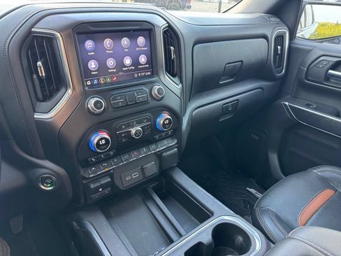 Used 2020 GMC Sierra 1500 AT4 w/ AT4 Premium Package AWD/4WD image 10