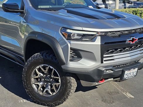 Used 2023 Chevrolet Colorado ZR2 w/ ZR2 Convenience Package III image 5