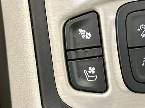 Used 2019 GMC Terrain Denali w/ Driver Alert Package II AWD/4WD image 27
