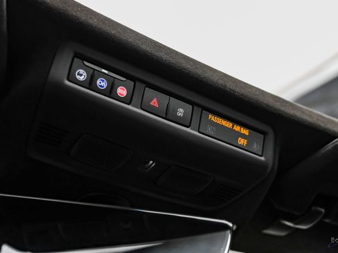 Used 2021 Chevrolet Corvette Stingray Premium Cpe w/ Z51 Performance Package RWD image 46
