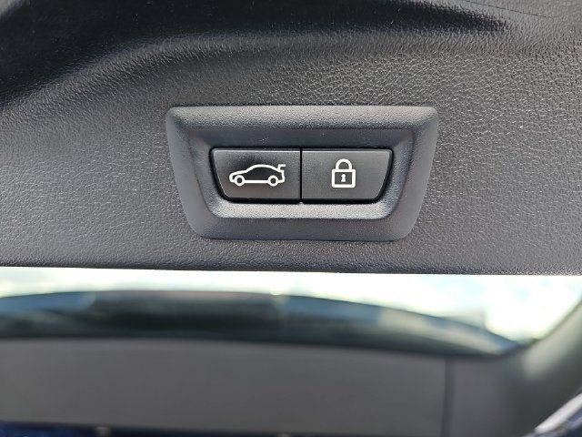 Used 2022 BMW X5 xDrive40i AWD/4WD image 14