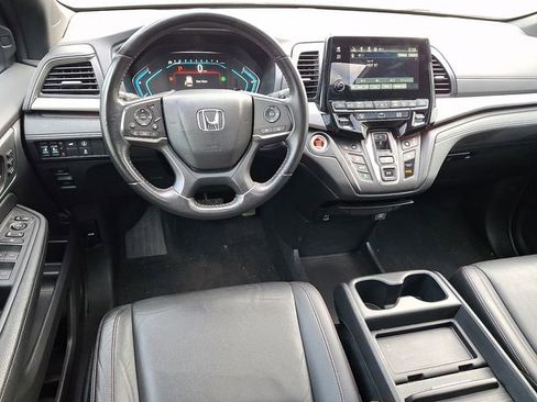 Certified 2023 Honda Odyssey Sport image 12