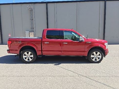 Used 2018 Ford F150 Platinum w/ Equipment Group 701A Luxury image 2