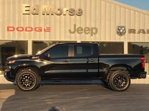 Used 2021 Chevrolet Silverado 1500 Custom Trail Boss w/ Midnight Edition AWD/4WD image 6
